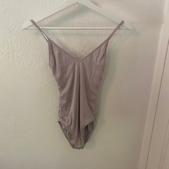 Aritzia Talula bodysuit - Picture 3 of 6